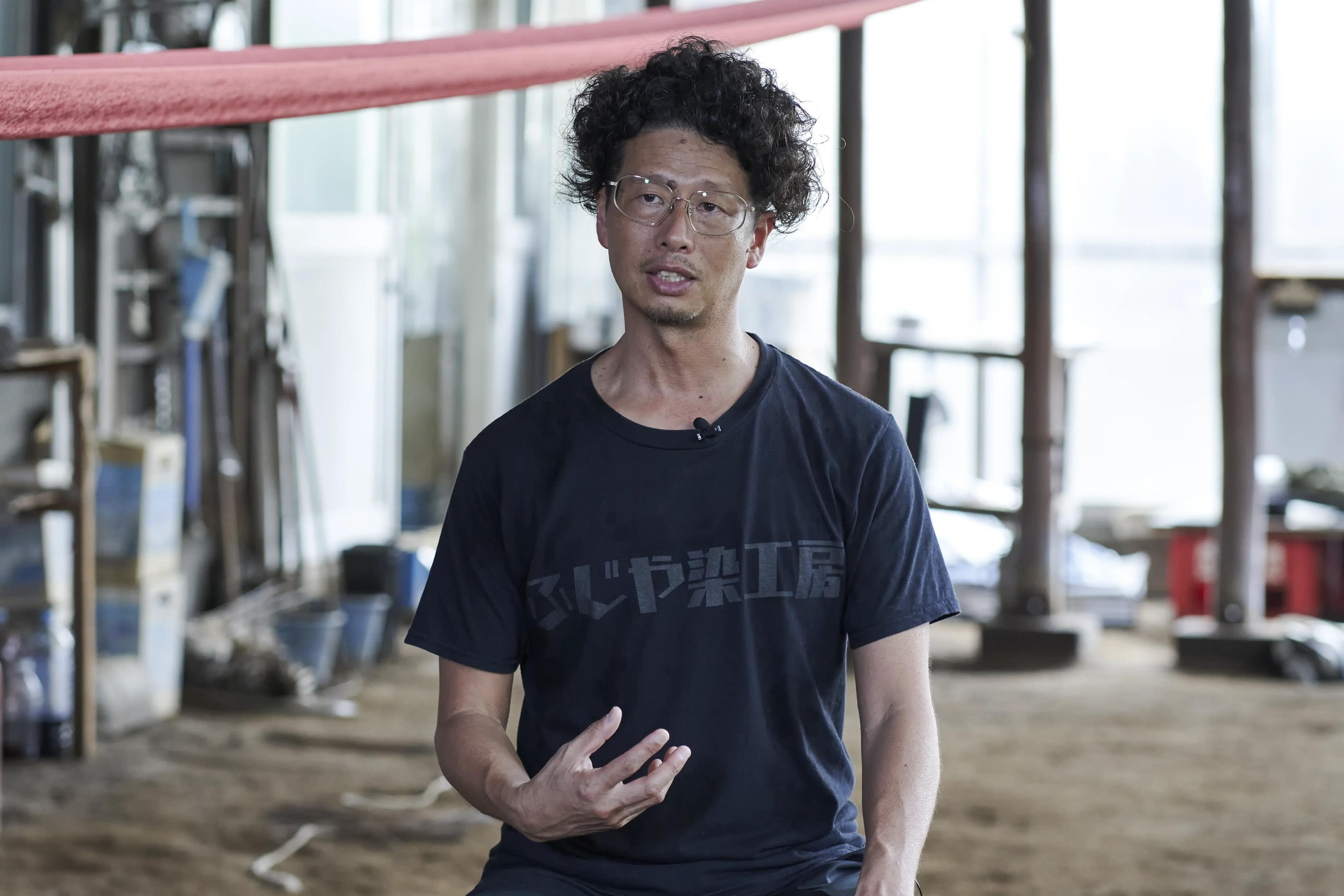 Carrying On a Generation, Dyeing the Iki of Edo — Takatoshi Nakamura, Third Generation of Fujiya Dyeing Studio